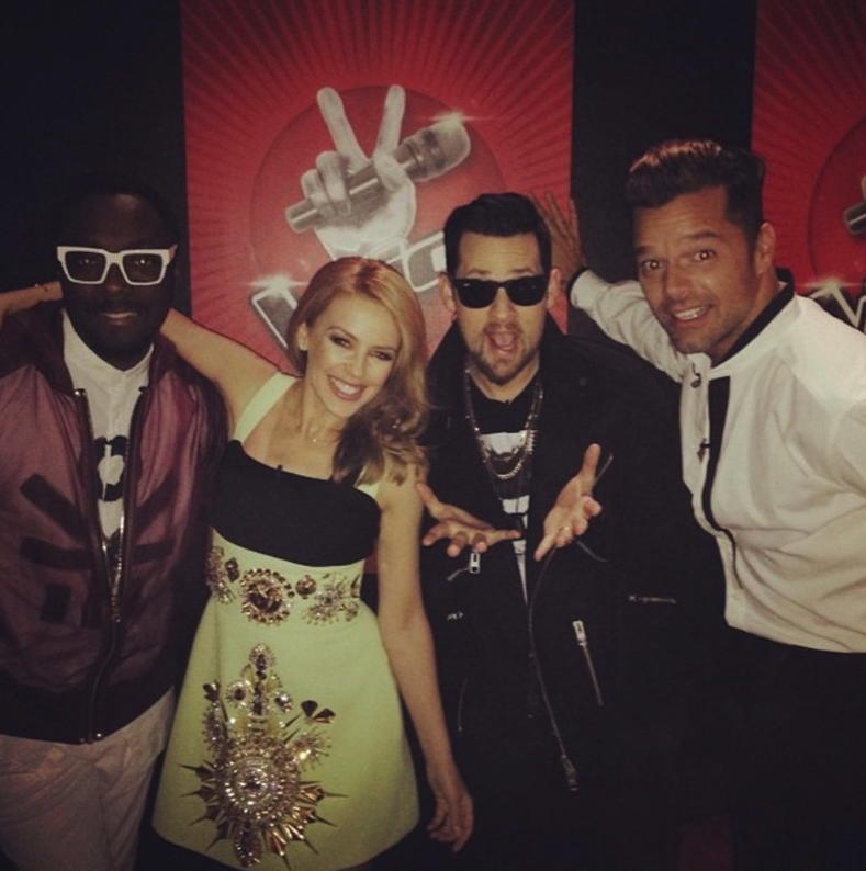 Kylie Minogue hänger med kändiseliten. På bilden ser ni will.i.am Joel Madden och Ricky Martin. Kylie Minogue hänger med kändiseliten. På bilden ser ni will.i.am Joel Madden och Ricky Martin.